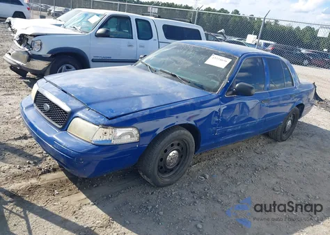 2011 Ford Crown Victoria Police Interceptor z USA, uszkodzony, nr VIN 2FABP7BV4BX101980